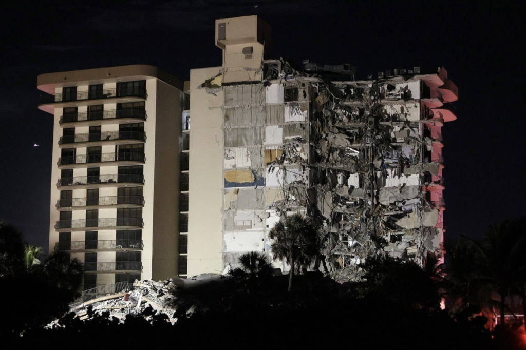 building collapsed phoenix