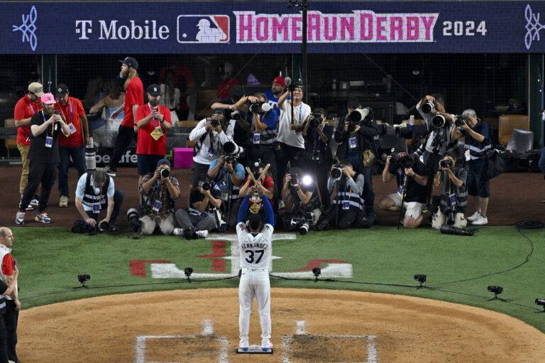 national anthem home run derby