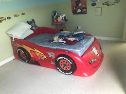 lightning mcqueen bed